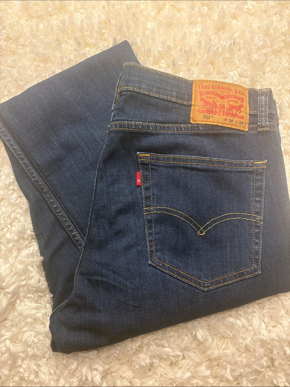Levi’s 511 Blank Red Tab Women’s Distressed Jeans Dark Wash W36 L34